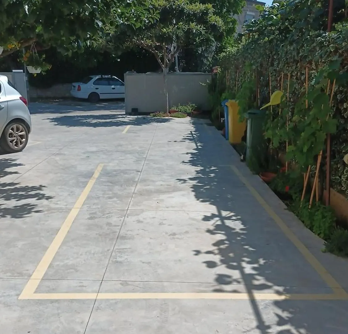 Apartments Monte Magno Pula 0*,