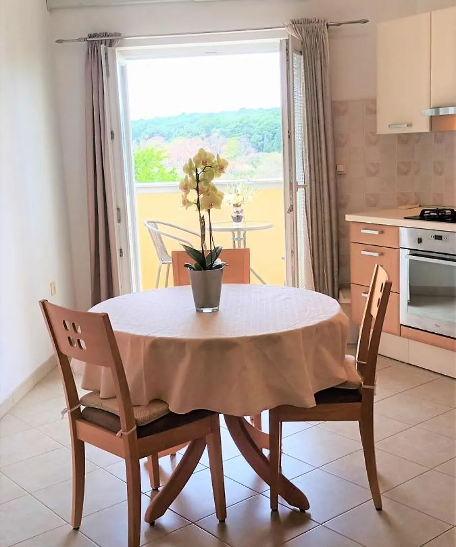 Apartments Monte Magno Pula 0*,
